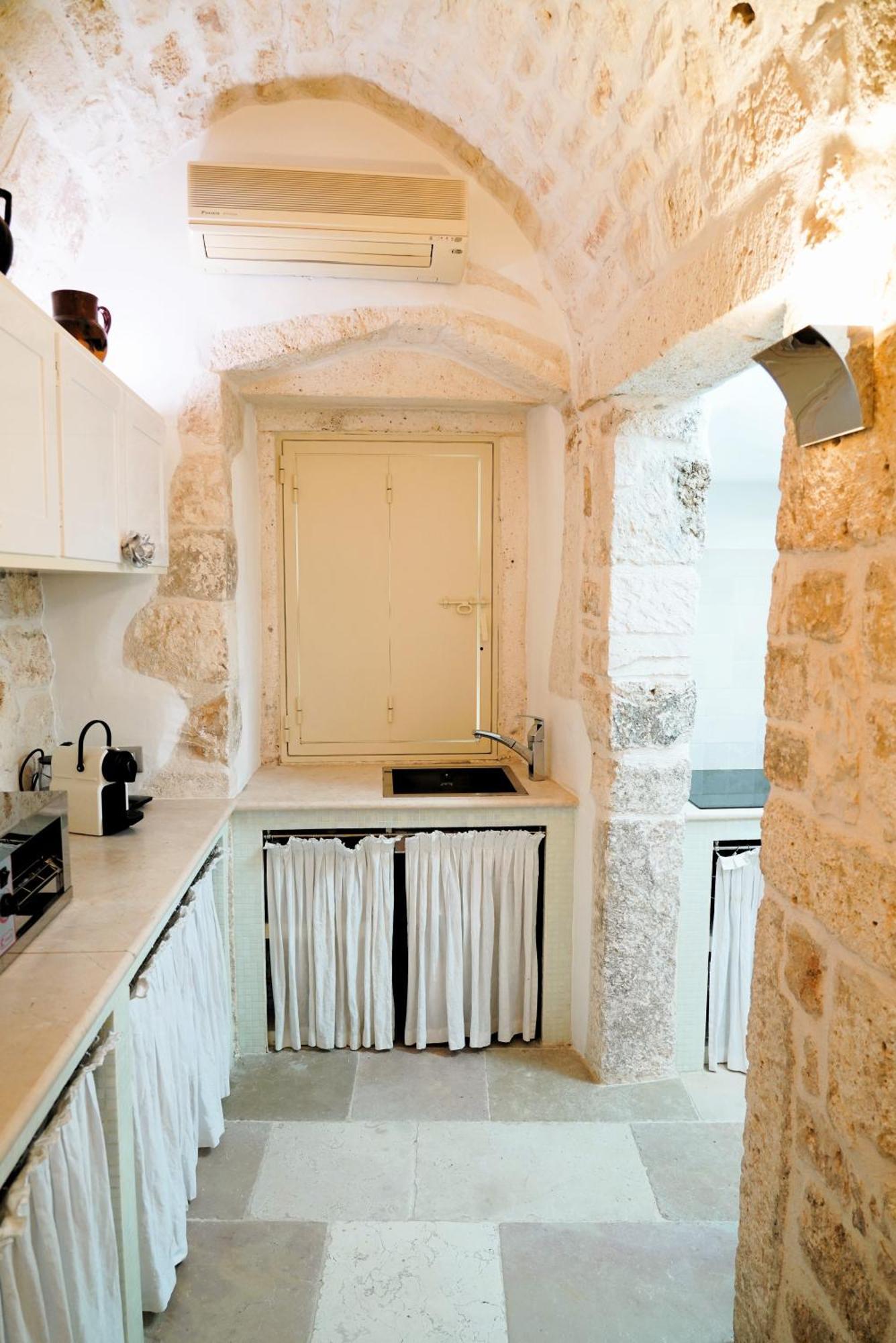 Dimora Lo Scrigno - Una Perla Nel Cuore Di Ostuni Eksteriør bilde